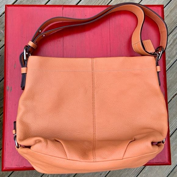 Coach Duffle Pebbled Leather Shoulder Bag - Picture 2 of 6